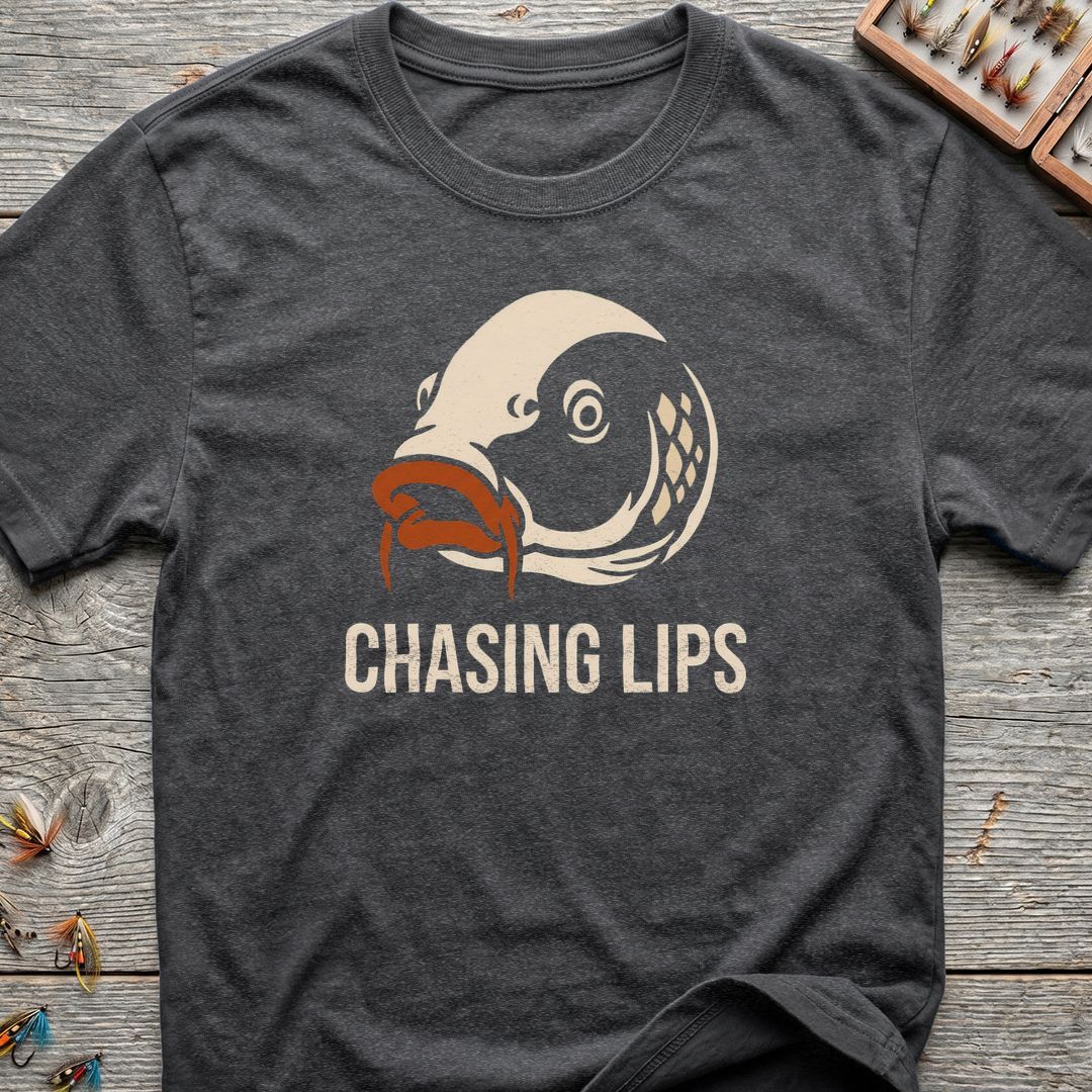 Chasing Lips Carp - Dark Heather t-shirt